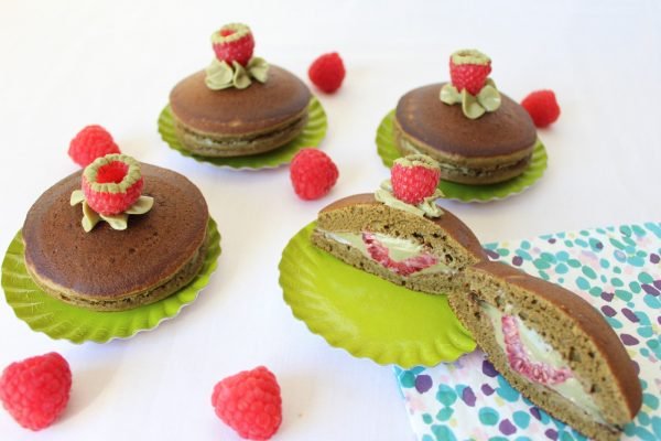 Dorayaki té matcha y frambuesas